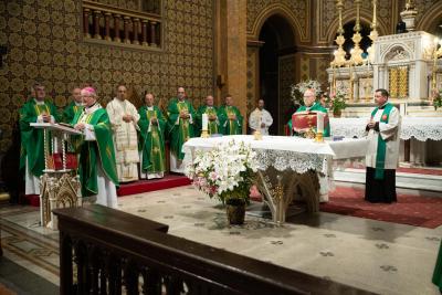 2024. október 10–11-én tartották együttes ülésüket a romániai és a magyar katolikus püspöki konferenciák állandó tanácsai. 2024. október 10–11-én tartották együttes ülésüket a romániai és a magyar katolikus püspöki konferenciák állandó tanácsai.