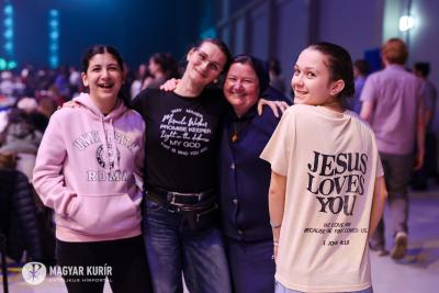 Leó pápa üzenete a 40. ifjúsági világnap alkalmából Leó pápa üzenete a 40. ifjúsági világnap alkalmából